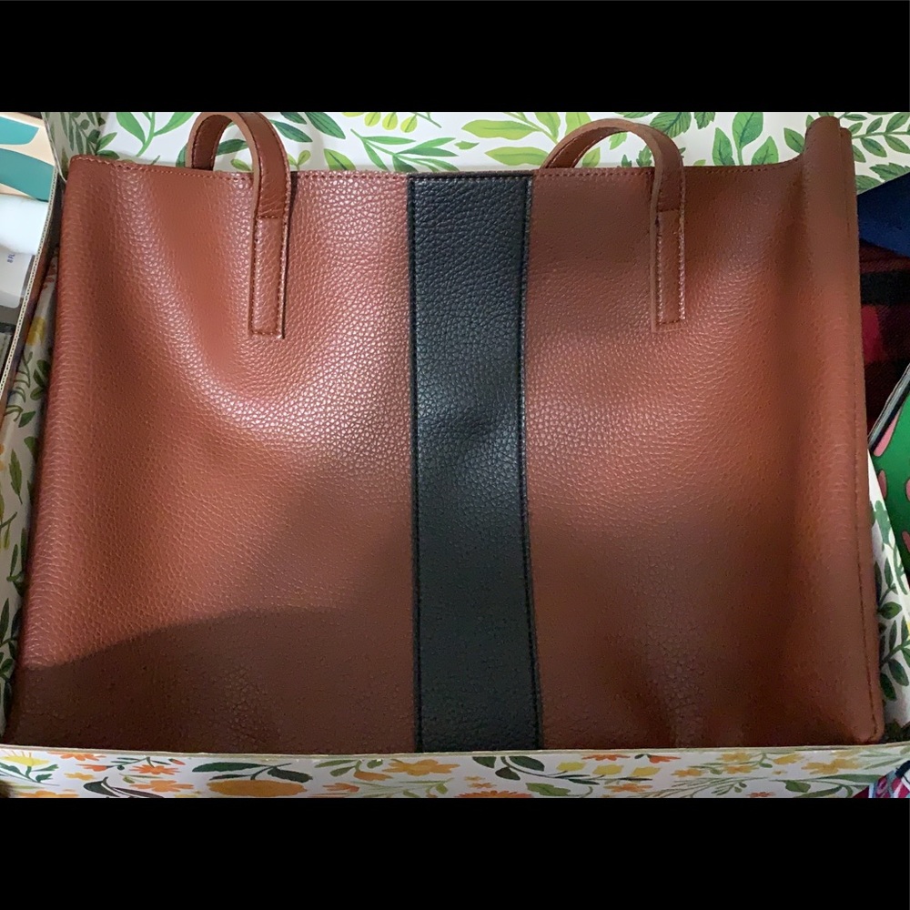 Vince Camuto